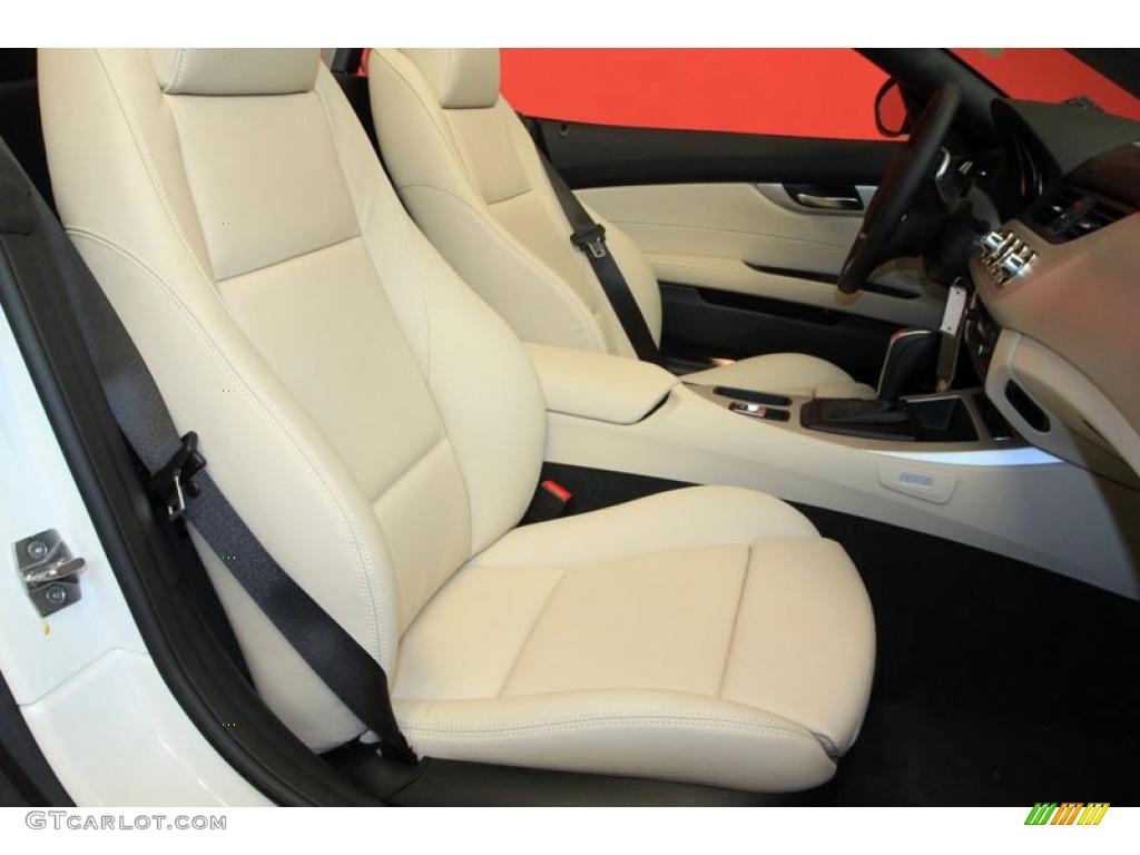 Beige Interior 2011 BMW Z4 sDrive30i Roadster Photo #39484785