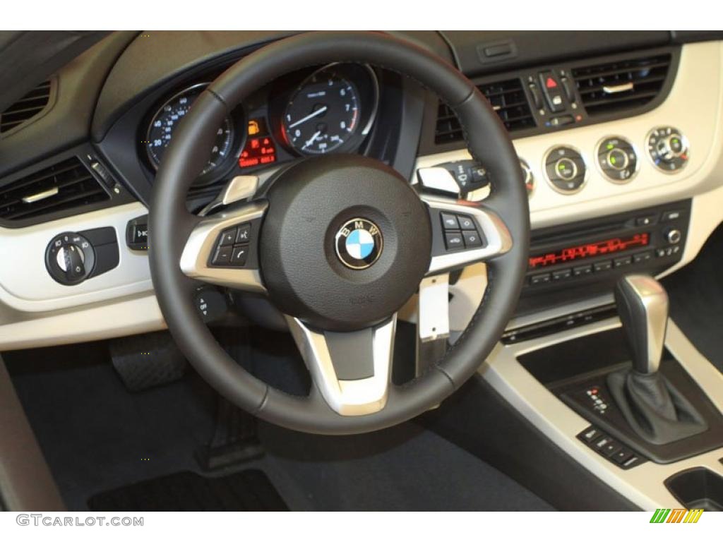 2011 BMW Z4 sDrive30i Roadster Beige Steering Wheel Photo #39484845
