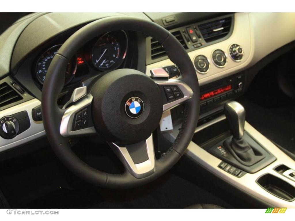 2011 BMW Z4 sDrive30i Roadster Black Steering Wheel Photo #39485389