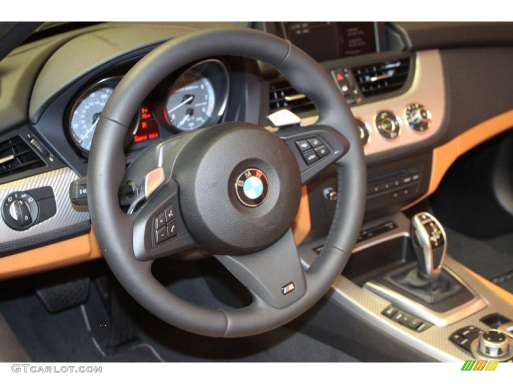 2011 BMW Z4 sDrive35is Roadster Walnut Steering Wheel Photo #39485981