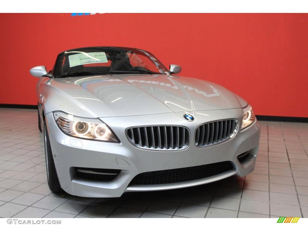 2011 Z4 sDrive35is Roadster - Titanium Silver Metallic / Black photo #11