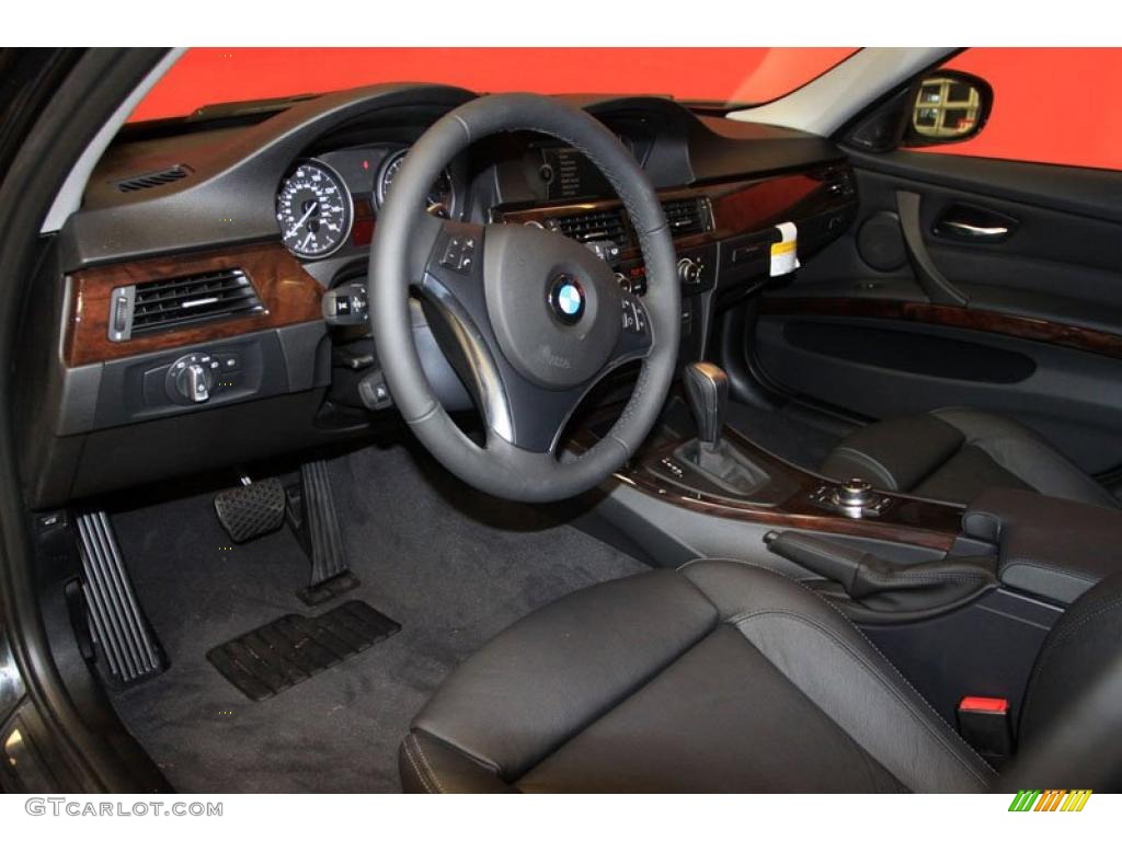 2011 3 Series 335i Sedan - Black Sapphire Metallic / Black photo #4