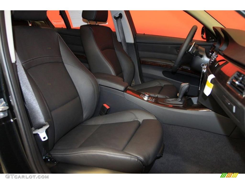 2011 3 Series 335i Sedan - Black Sapphire Metallic / Black photo #5