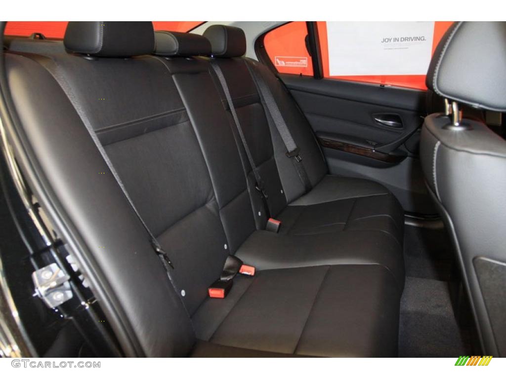 2011 3 Series 335i Sedan - Black Sapphire Metallic / Black photo #9