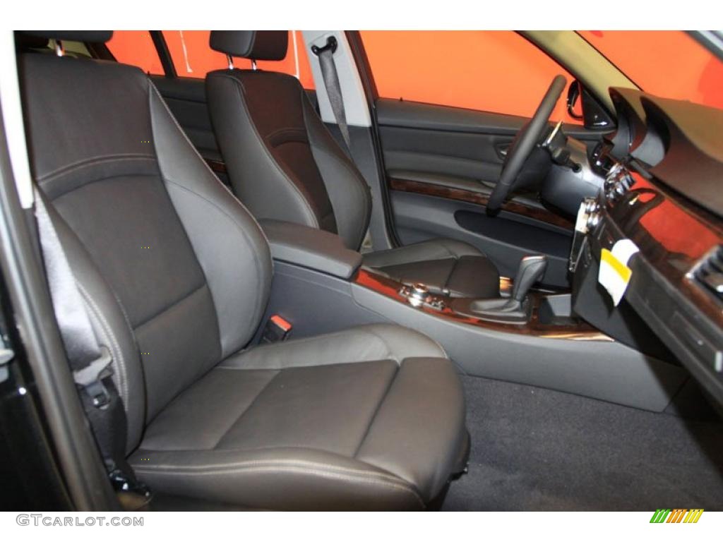 2011 3 Series 335i Sedan - Black Sapphire Metallic / Black photo #9