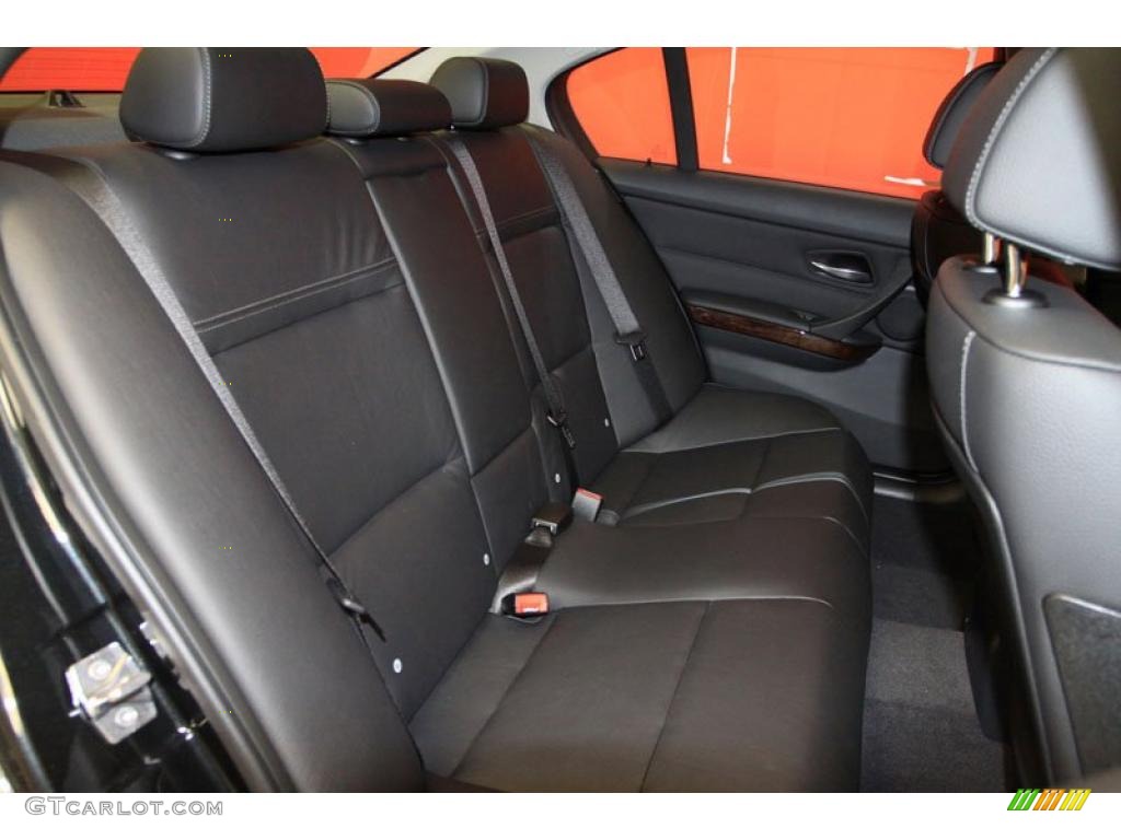 2011 3 Series 335i Sedan - Black Sapphire Metallic / Black photo #10