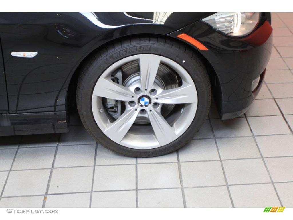 2011 3 Series 335i Sedan - Black Sapphire Metallic / Black photo #12