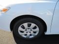 Super White - Camry  Photo No. 9