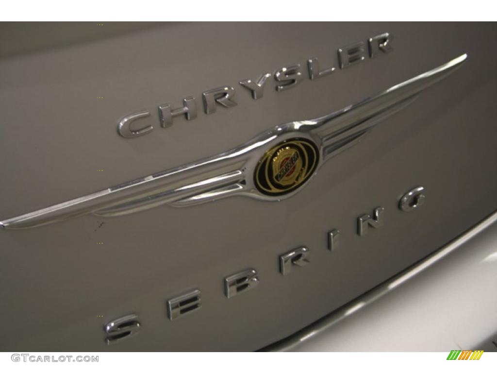 2009 Sebring LX Sedan - Bright Silver Metallic / Dark Slate Gray photo #37