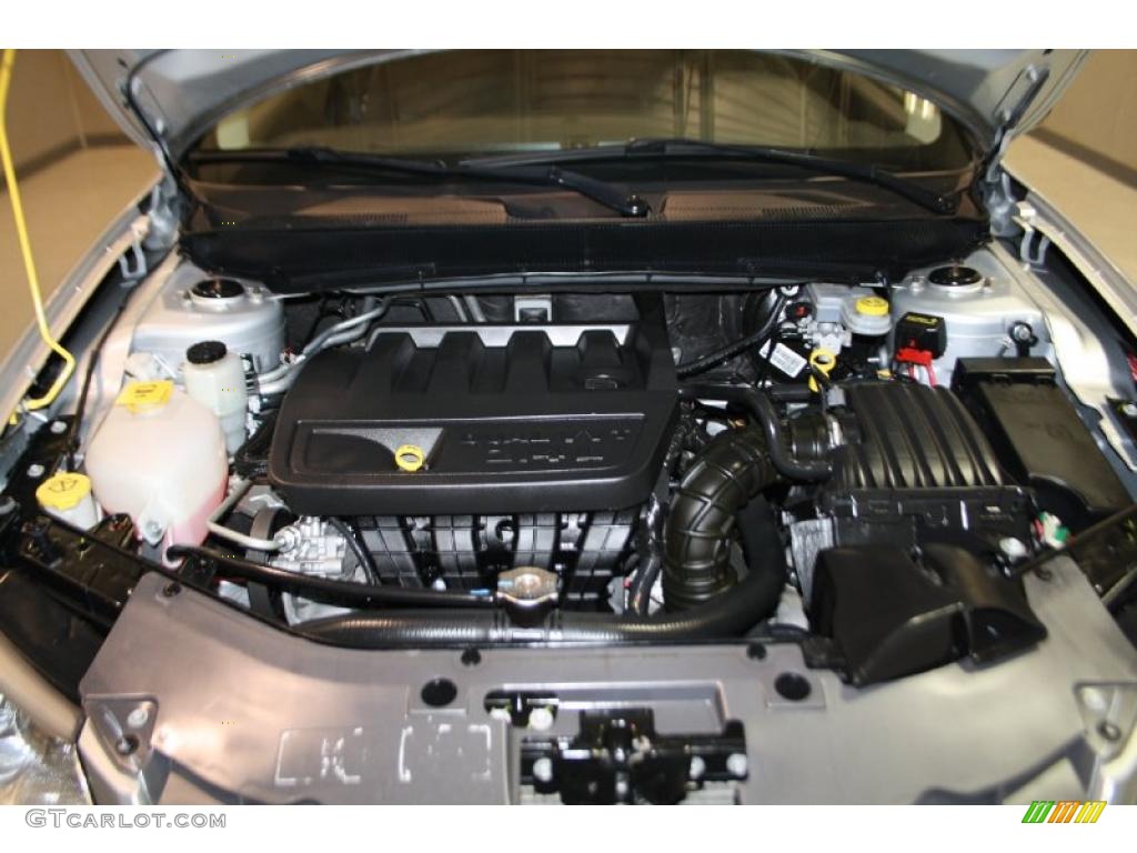 2009 Sebring LX Sedan - Bright Silver Metallic / Dark Slate Gray photo #46