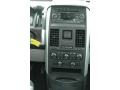 Stone White - Grand Caravan SXT Photo No. 13