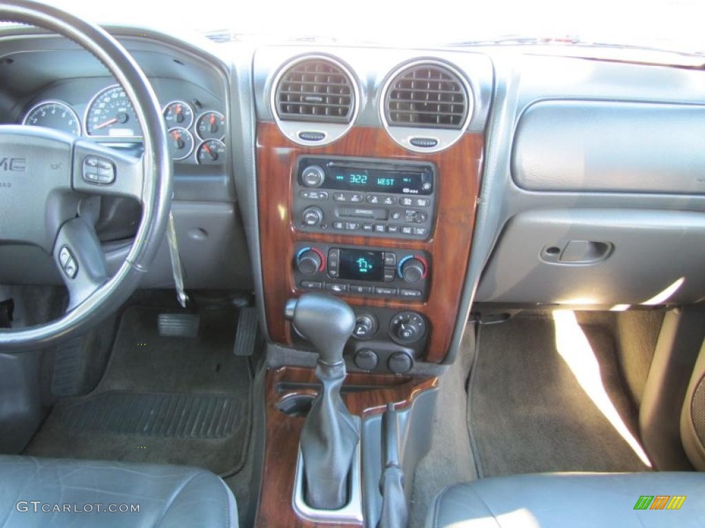 2002 Envoy SLT - Fire Red / Dark Pewter photo #12
