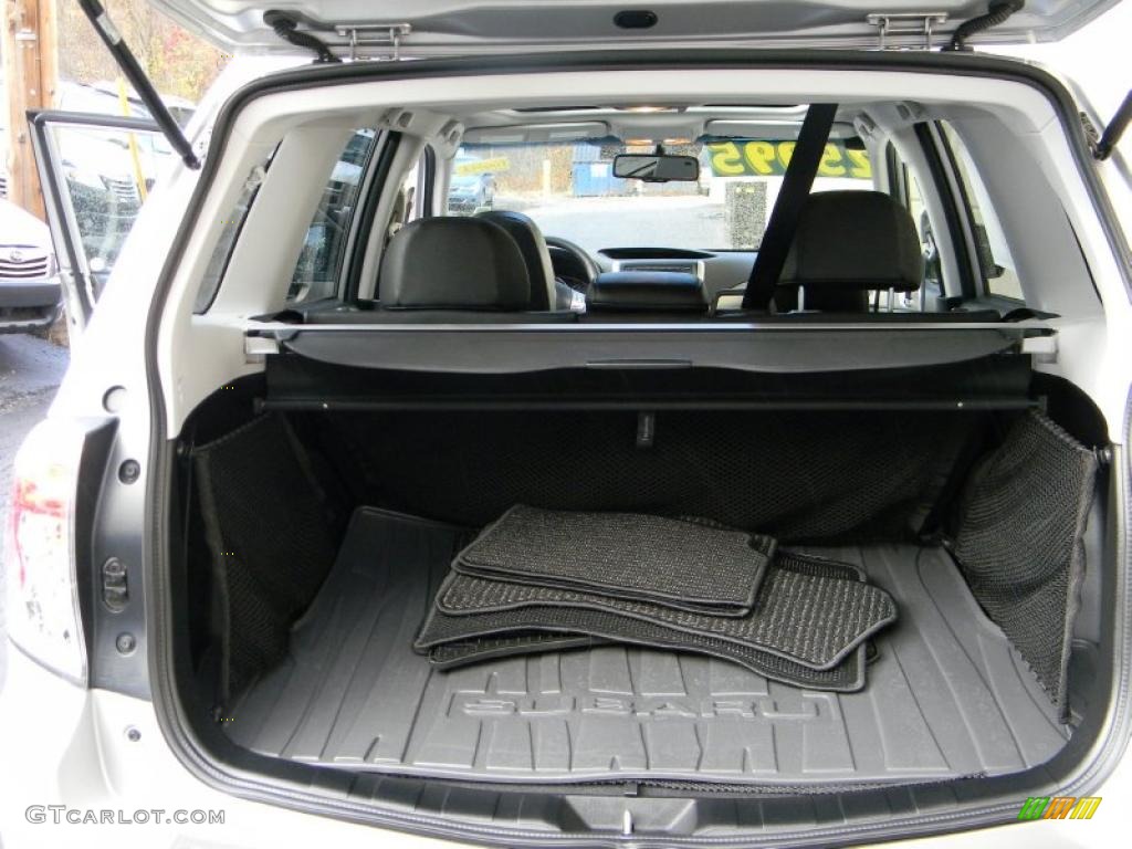 2010 Subaru Forester 2.5 X Limited Trunk Photo #39495428