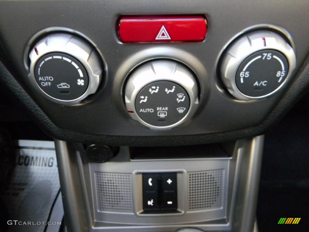 2010 Subaru Forester 2.5 X Limited Controls Photo #39495648