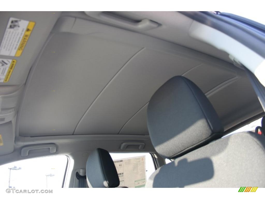 2011 Outlander Sport SE 4WD - Cosmic Blue Metallic / Black photo #20