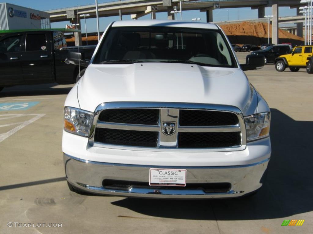 2011 Ram 1500 SLT Crew Cab - Bright White / Dark Slate Gray/Medium Graystone photo #8