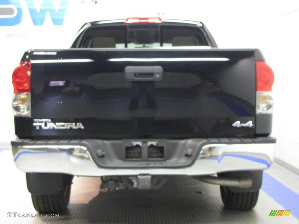 2007 Tundra SR5 Double Cab 4x4 - Black / Beige photo #6