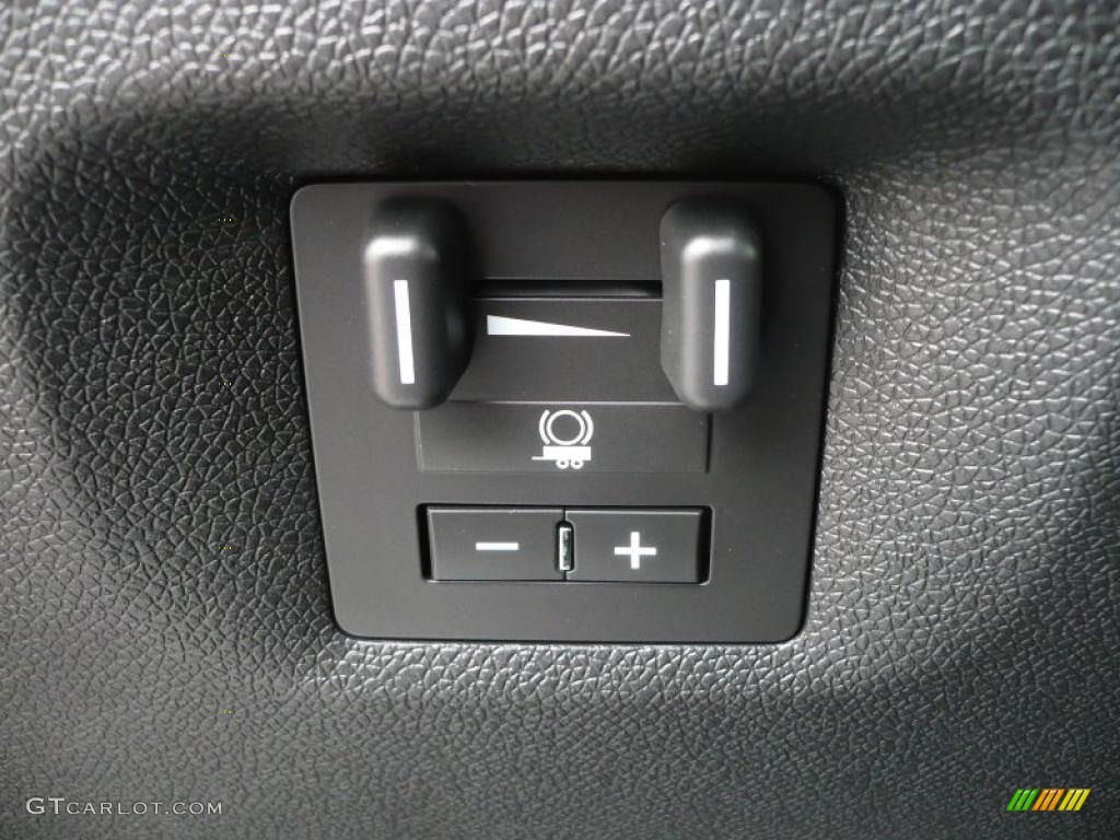 2011 GMC Sierra 1500 Denali Crew Cab 4x4 Controls Photo #39504716