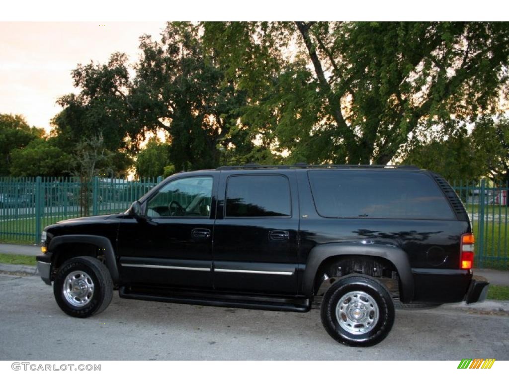 2003 Suburban 2500 LT 4x4 - Black / Gray/Dark Charcoal photo #4