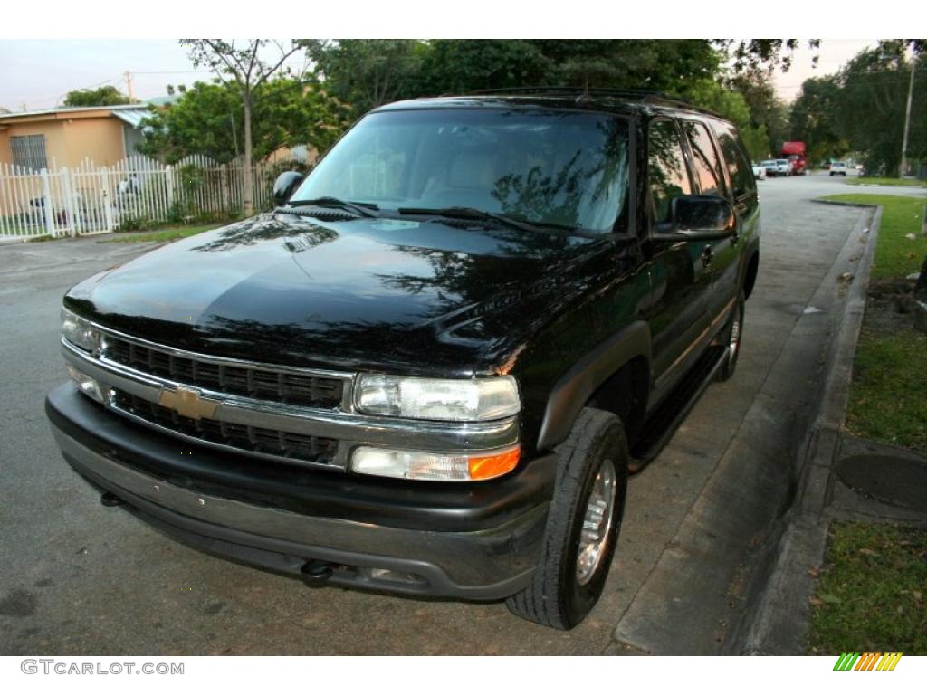2003 Suburban 2500 LT 4x4 - Black / Gray/Dark Charcoal photo #16