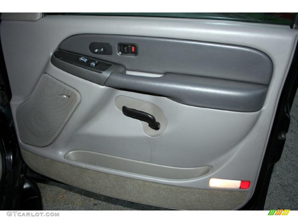 2003 Suburban 2500 LT 4x4 - Black / Gray/Dark Charcoal photo #30