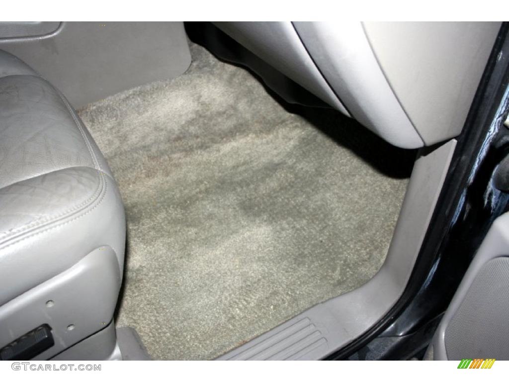 2003 Suburban 2500 LT 4x4 - Black / Gray/Dark Charcoal photo #38