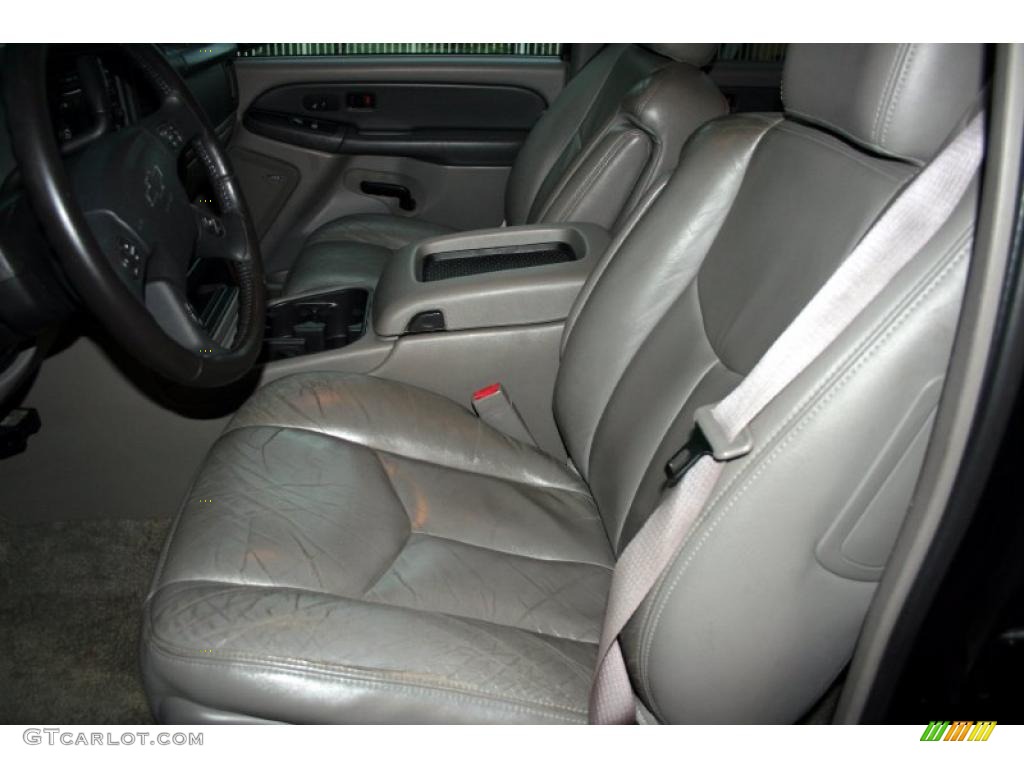 2003 Suburban 2500 LT 4x4 - Black / Gray/Dark Charcoal photo #43