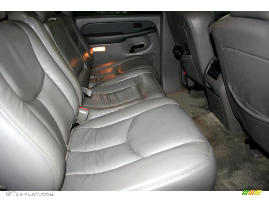 2003 Suburban 2500 LT 4x4 - Black / Gray/Dark Charcoal photo #48