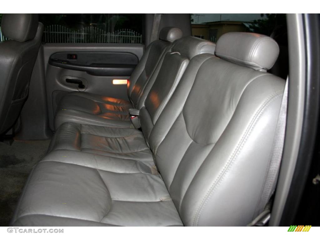 2003 Suburban 2500 LT 4x4 - Black / Gray/Dark Charcoal photo #49