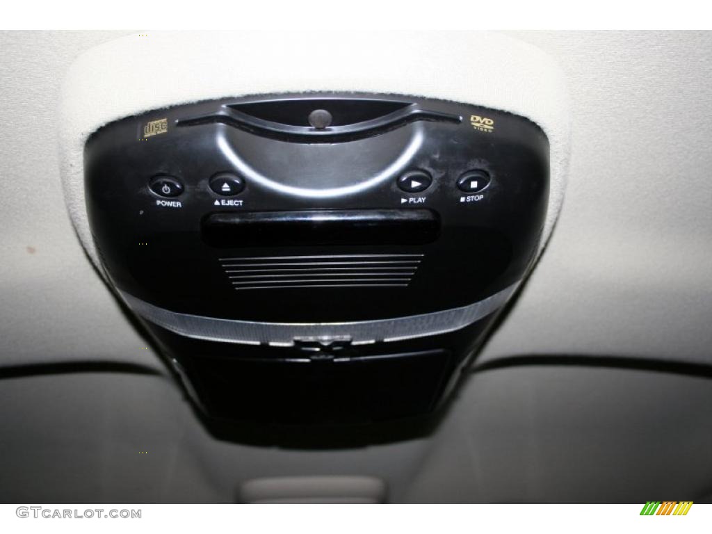 2003 Suburban 2500 LT 4x4 - Black / Gray/Dark Charcoal photo #61