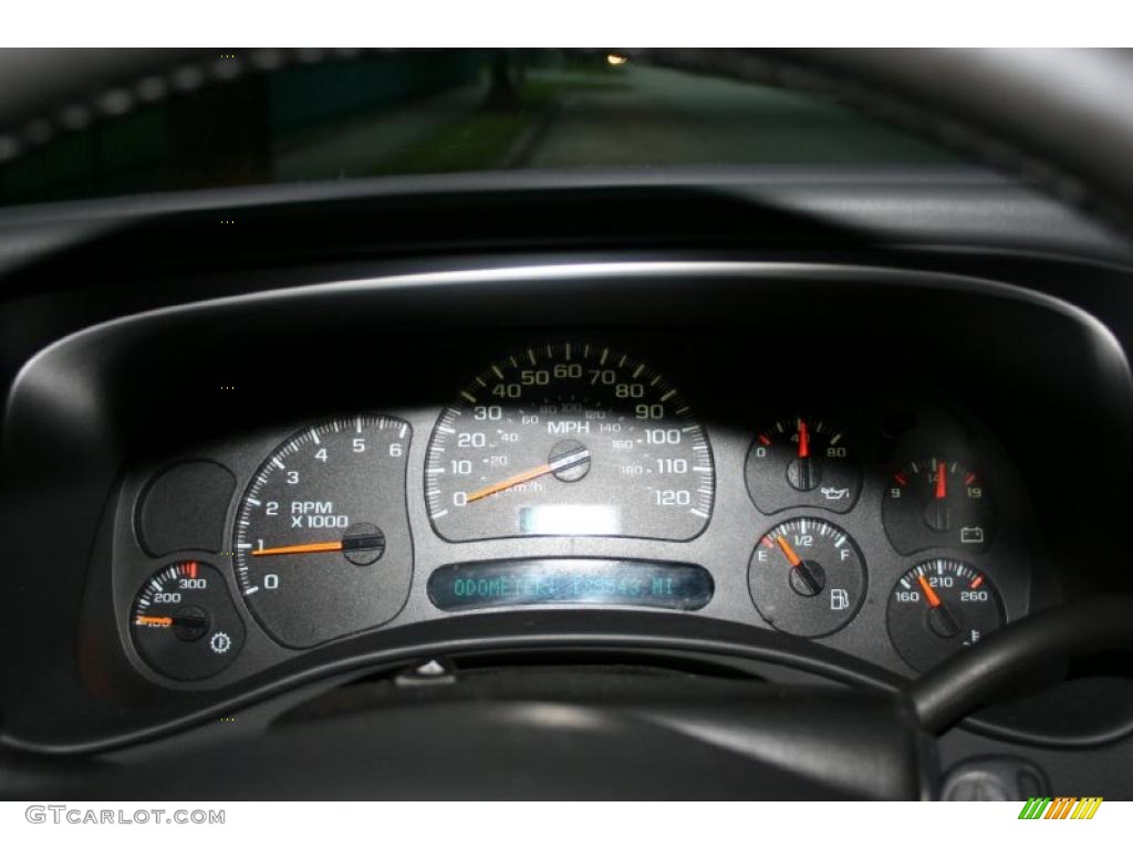 2003 Suburban 2500 LT 4x4 - Black / Gray/Dark Charcoal photo #78