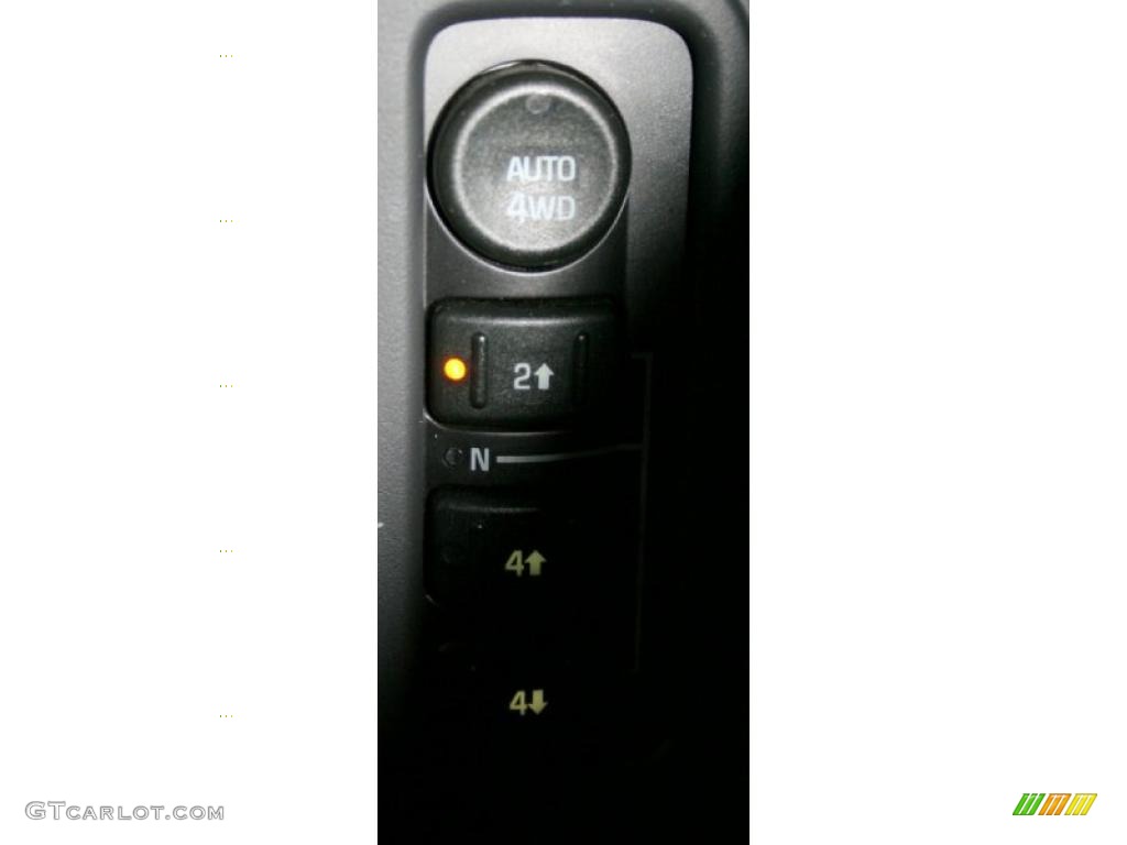 2003 Suburban 2500 LT 4x4 - Black / Gray/Dark Charcoal photo #94