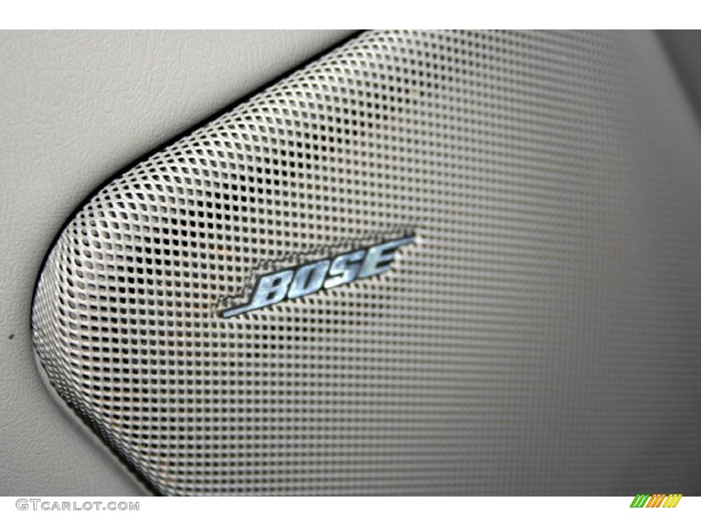 2003 Suburban 2500 LT 4x4 - Black / Gray/Dark Charcoal photo #99