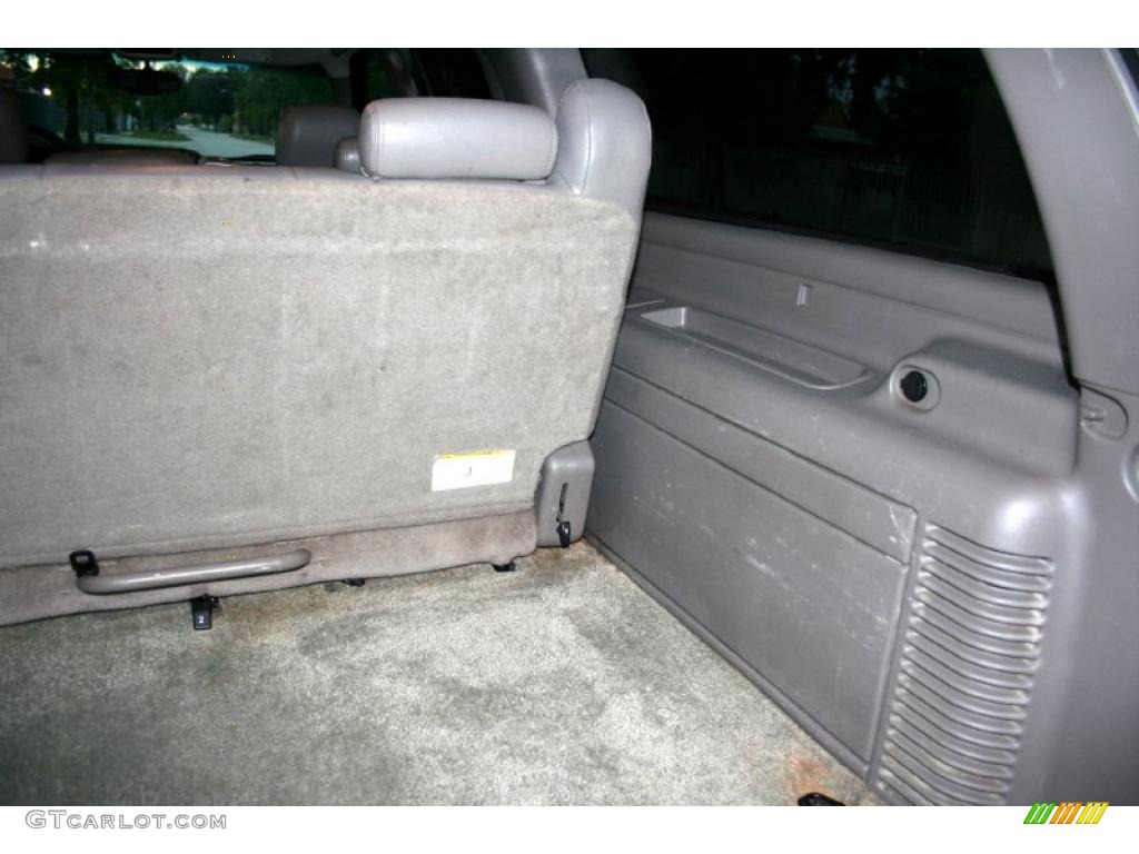 2003 Suburban 2500 LT 4x4 - Black / Gray/Dark Charcoal photo #101