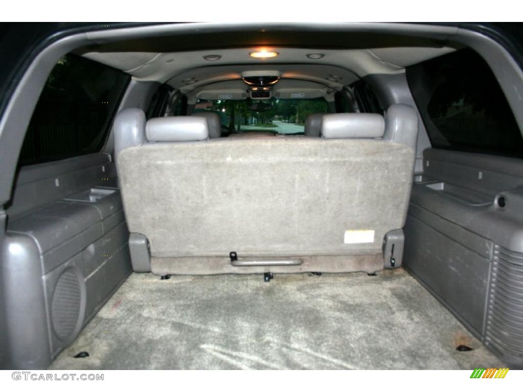 2003 Suburban 2500 LT 4x4 - Black / Gray/Dark Charcoal photo #103