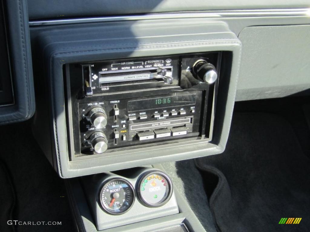 1987 Buick Regal T-Type Controls Photos