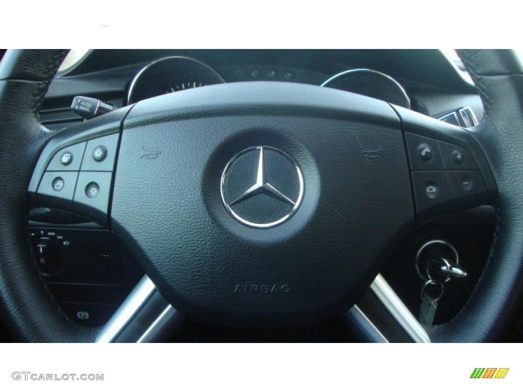 2007 Mercedes-Benz R 350 4Matic Controls Photo #39509880