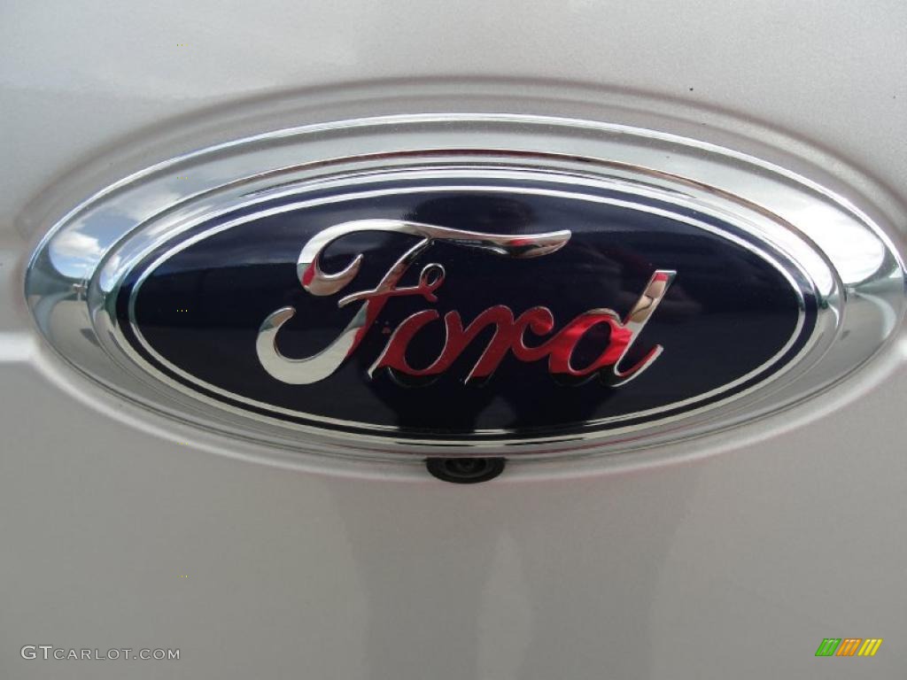 2010 Ford F150 Lariat SuperCrew Marks and Logos Photo #39512328