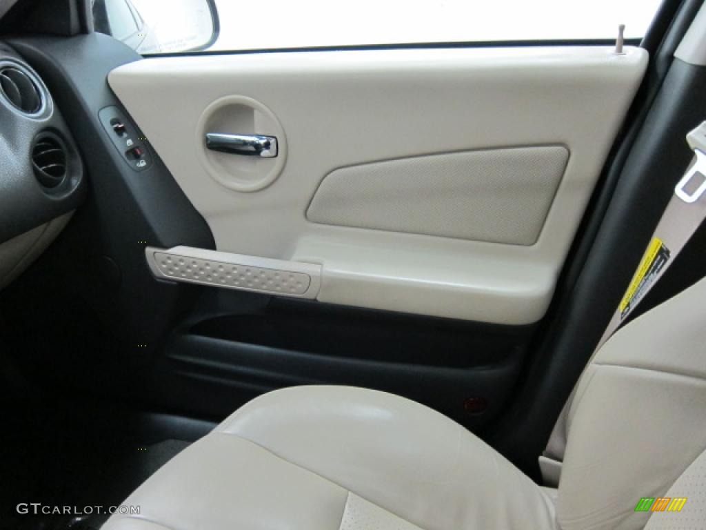 2005 Pontiac Grand Prix GTP Sedan Door Panel Photos