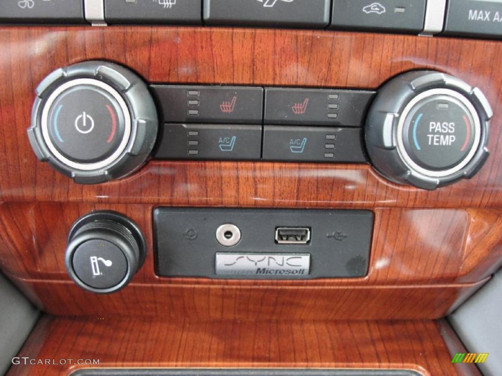 2010 Ford F150 Lariat SuperCrew Controls Photo #39512704