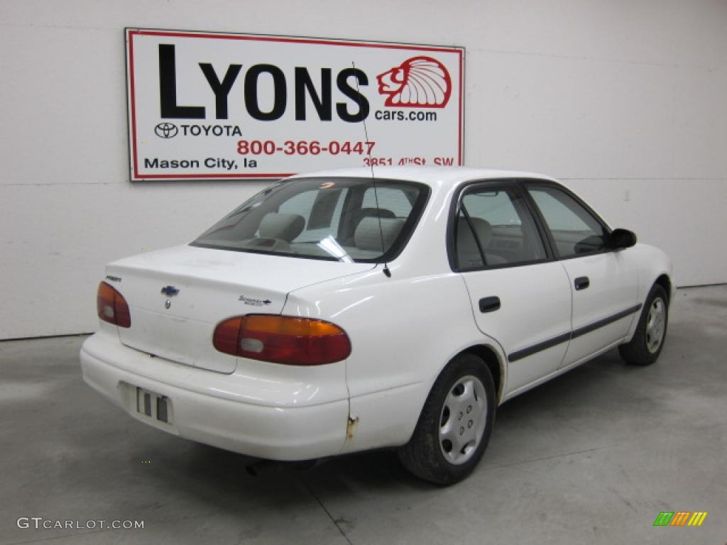 2001 Prizm  - White / Light Neutral photo #17