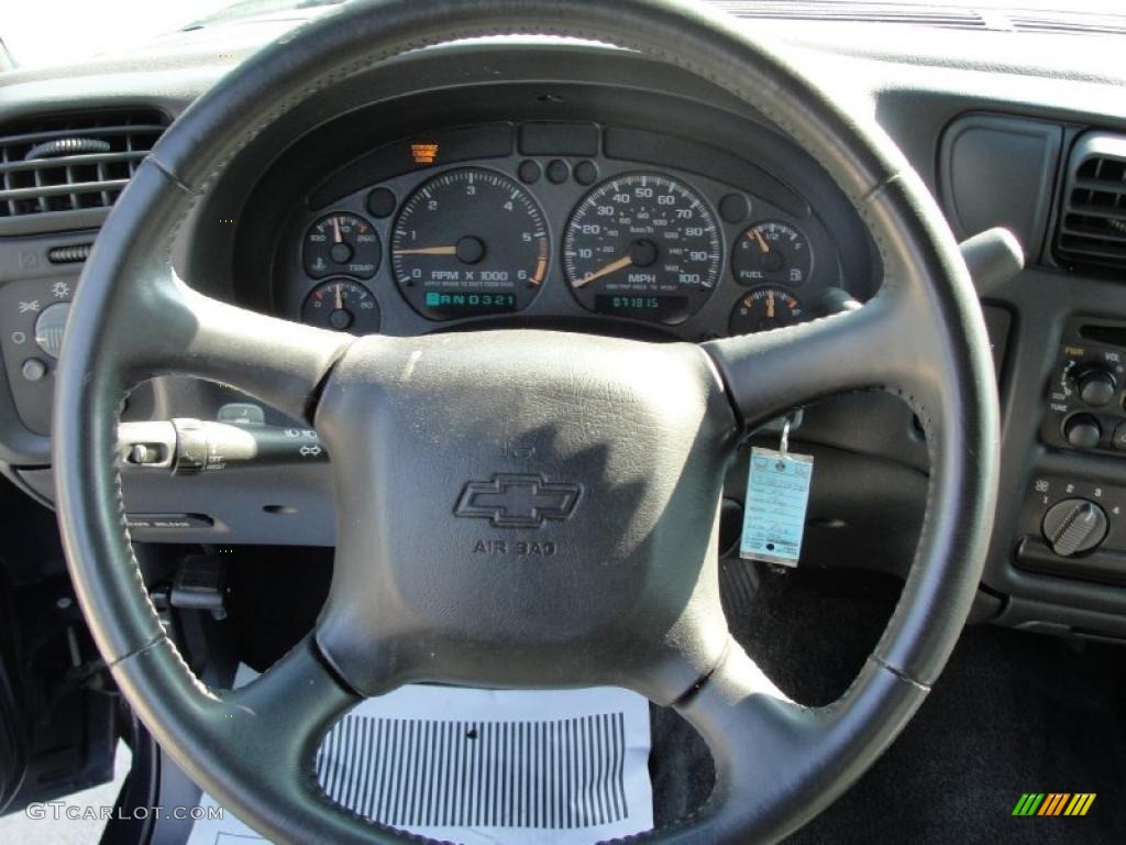 2002 Chevrolet S10 LS Extended Cab Medium Gray Steering Wheel Photo #39513684