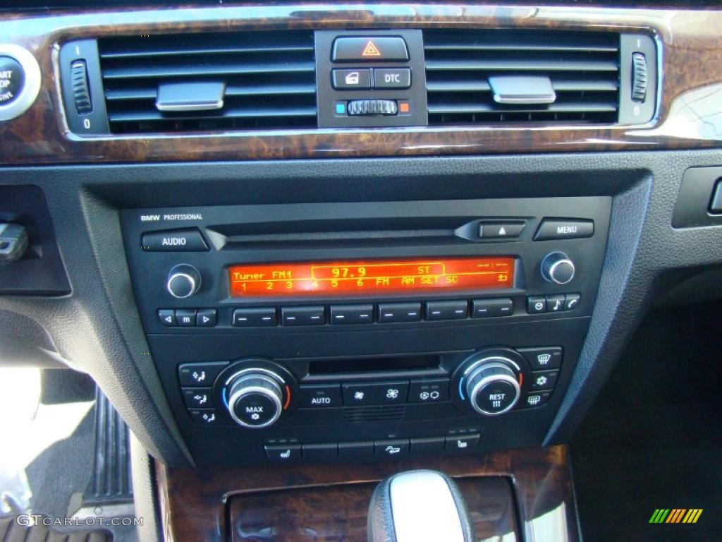 2008 BMW 3 Series 328xi Sedan Controls Photo #39514060