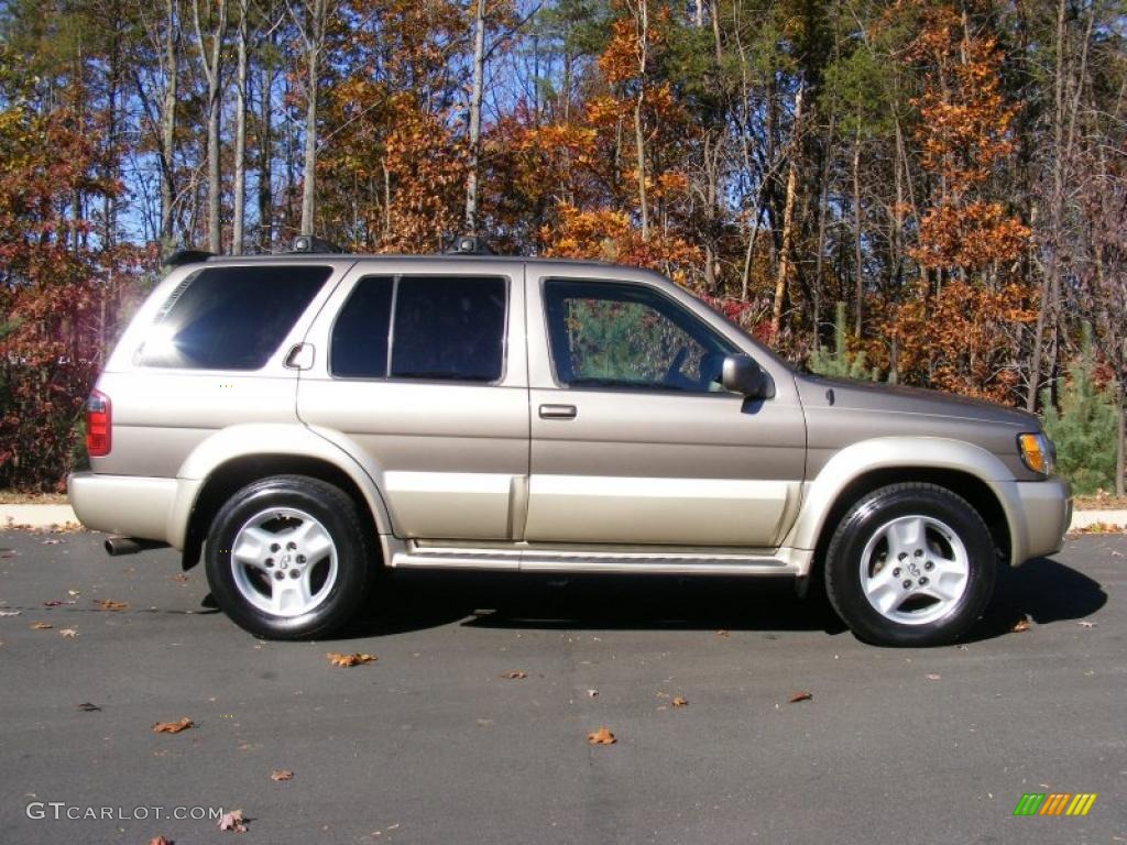 2002 QX4 4x4 - Bronze Metallic / Stone Beige photo #4
