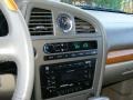 Stone Beige Controls Photo for 2002 Infiniti QX4 #39515284