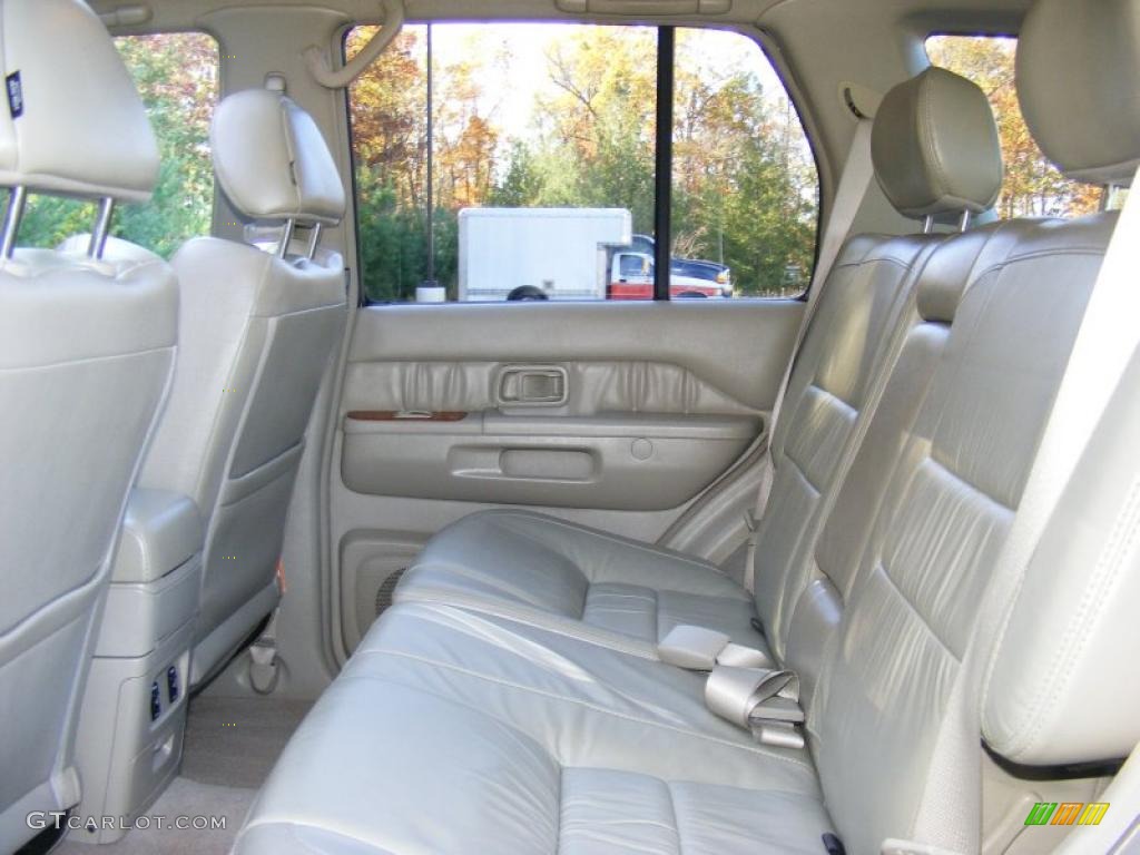 Stone Beige Interior 2002 Infiniti QX4 4x4 Photo #39515544