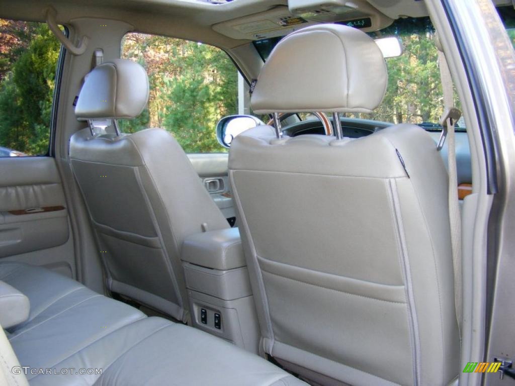 Stone Beige Interior 2002 Infiniti QX4 4x4 Photo #39515652
