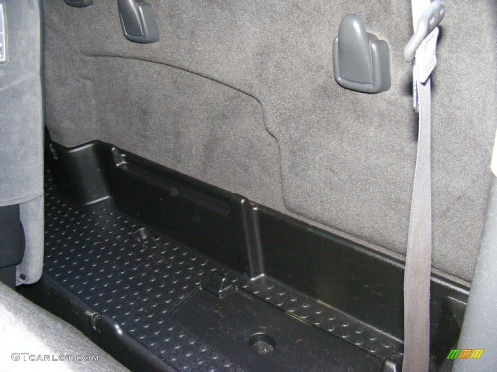 2004 Ram 1500 ST Regular Cab - Black / Dark Slate Gray photo #20