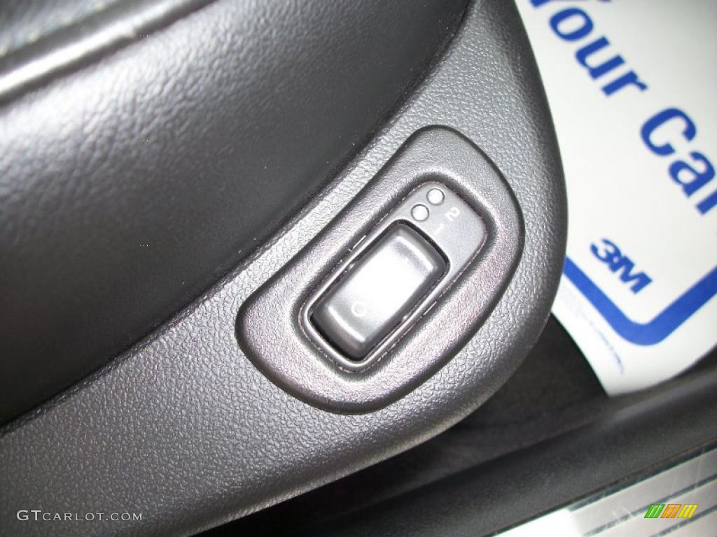 2007 G6 GT Convertible - Ivory White / Ebony photo #20