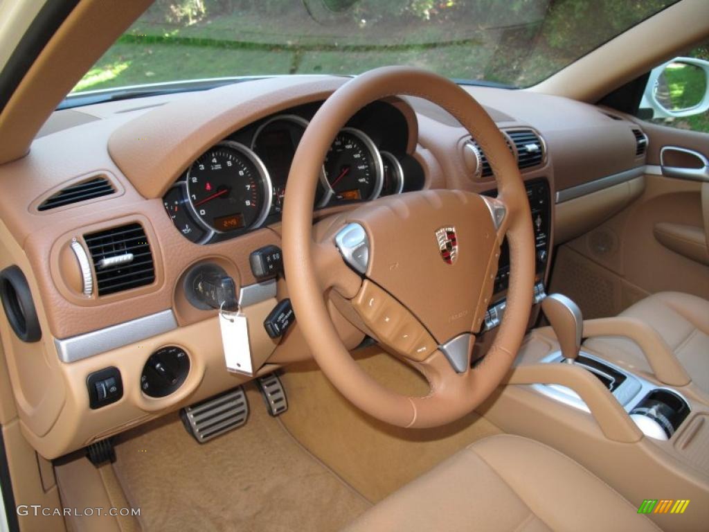2010 Porsche Cayenne S Havanna/Sand Beige Steering Wheel Photo #39517188